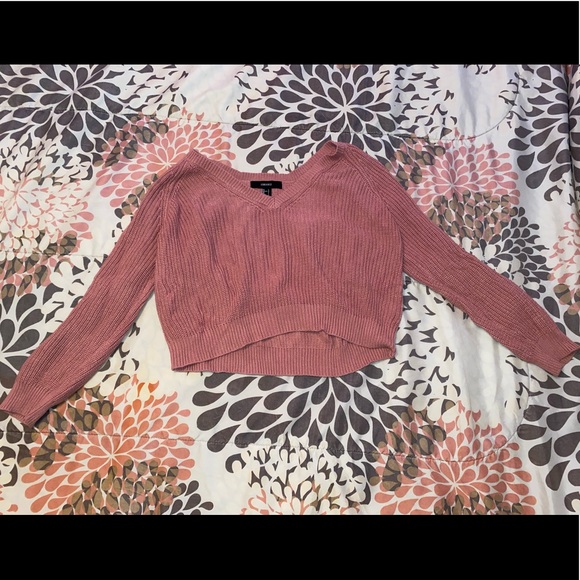 Forever 21 dusty pink cropped v neck sweater - Picture 2 of 2